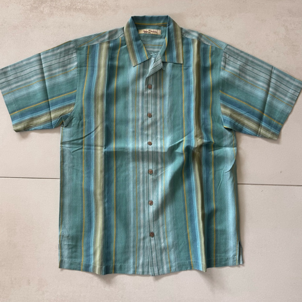 NWOT Tommy Bahama silk button down shirt sz S